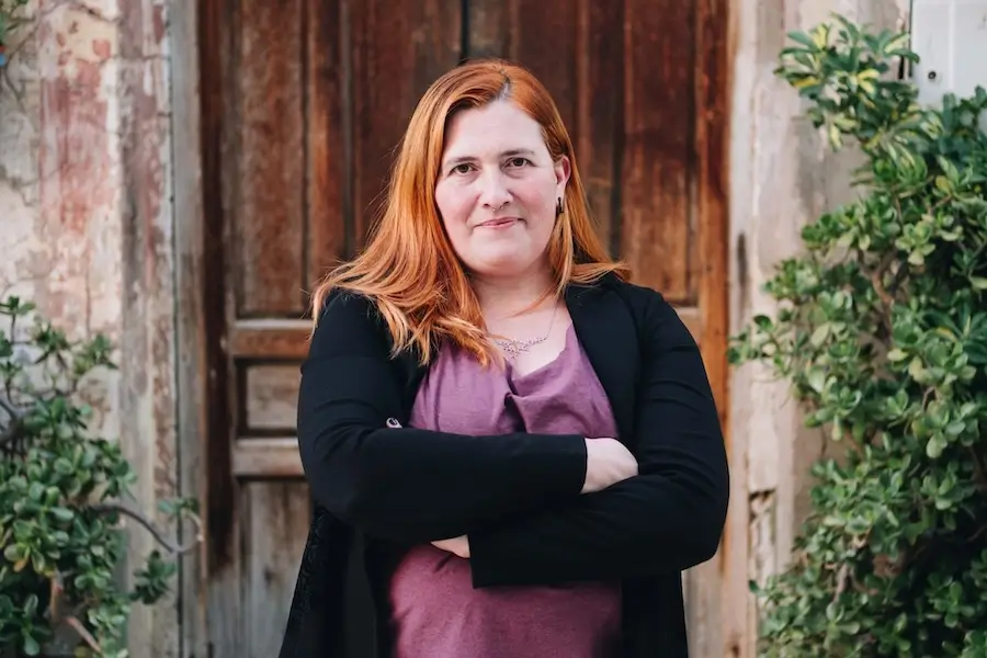 experta en formar asistentes virtuales con su curso AV ROCKET  